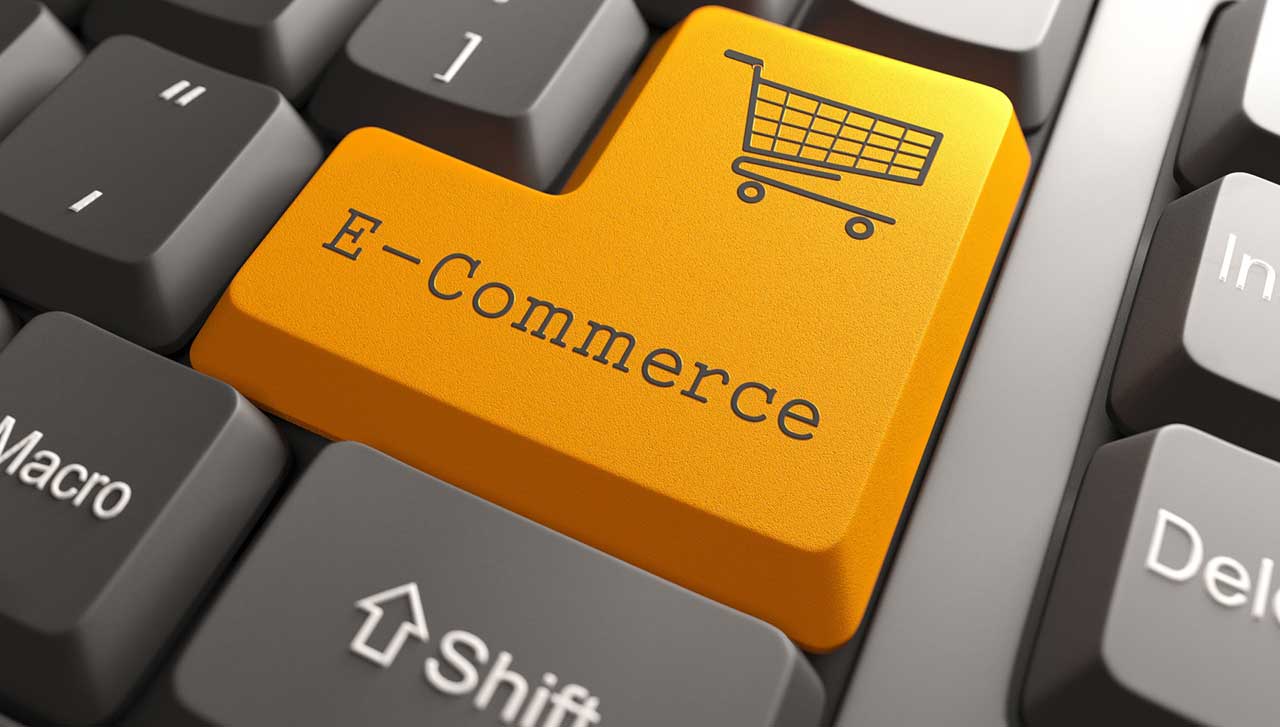 Get Knowledge About The Mobile Apps And The E-commerce Development